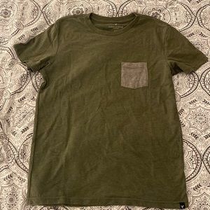 American Eagle mens T-shirt